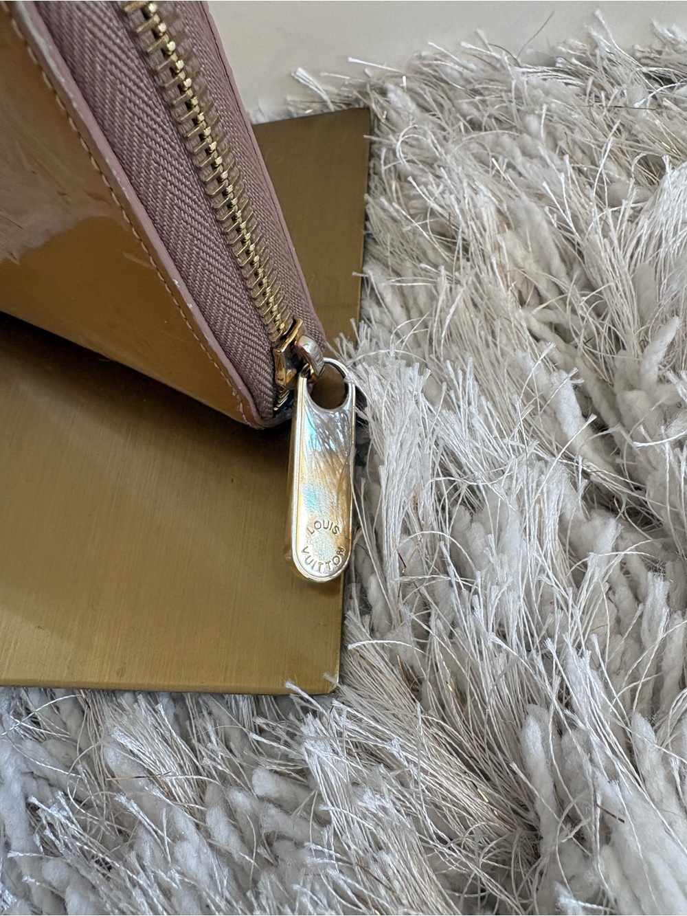 Louis Vuitton Metallic Gold Vernis Monogram Zip Wallet - Picture 4 of 9